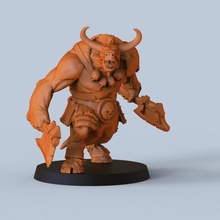 Minotauro pose juguetes juegos martillo guerra toro mesa juego tauren 3d print model - Mito3D
