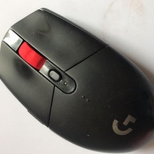 logitech g305 mouse wheel silicone grip mold g304 3d print model - Mito3D