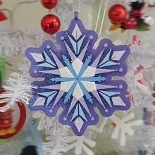 snowflake decoration & garden christmas kids tag winter xmas homedecoration frozen treedecoration christmasinjuly bagtag doordecoration 3d print model - Mito3D