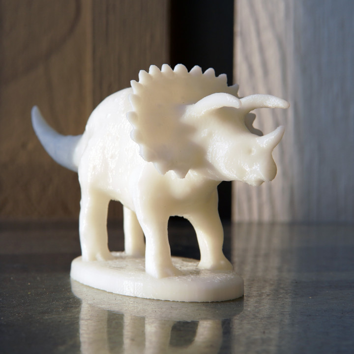 triceratops juguetes juegos dinosaurio sindoh forgerapp 3D print model - Mito3D