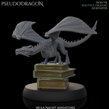 Pseudodragon Tischplatte Kreatur Drachen Eidechse Mini Monster Bücher Erpel Pseudo 3d print model - Mito3D