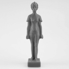 stehend schreitende Figur Nofretete neues museum berlin scan Kalkstein amarna museumberlin 3d print model - Mito3D