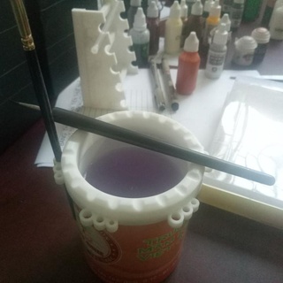 miniature peindre tasse extenseur by faculté kaboomthemaker Nguyen Accueil maison jardin atelier outils cuisine manger tasses brosse peinture 3d print model - Mito3D