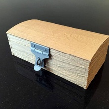 rough wood-effect chest & garden box wood 3d print model - Mito3D
