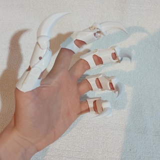 curling finger claws mr kahvi Store costume fingers wearable mechanism comliant 3d print model - Mito3D