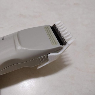 hitachi cl-8300b hair clipper comb attachment daniel cheung 3d print model - Mito3D