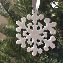 small snowflake ornaments - machine & garden 3dhubsgiftholidayornamentsnowsnowflakewinter 3d print model - Mito3D
