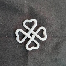 simple four-leaf clover pendant jewellery shamrock fourleaf celticknot 3d print model - Mito3D