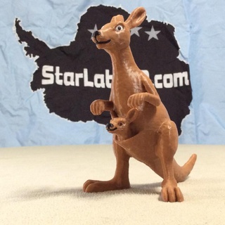 kangaroo starlabs3d Toys & Games Playsets Accessories Props Cosplay Home Garden Homeware Ornaments Animal Creature Figures australia roleplay rpg meshmixer prusa dungeonsanddragons dungeon dnd blockchain asllexicon olsen toddolsen marsupial metaverse joey wallaby wallabies 3d print model - Mito3D