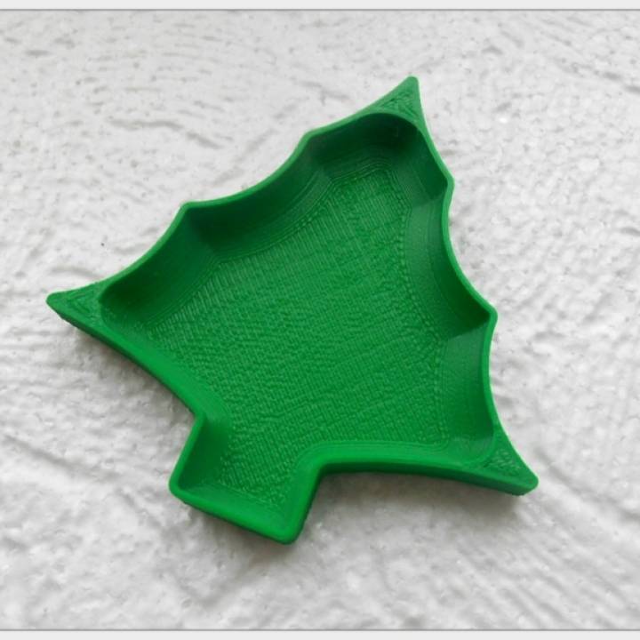 christmas tree plate & garden 3D print model - Mito3D