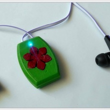 triena caso flor gadgets aparelhos eletrônicos 3d print model - Mito3D