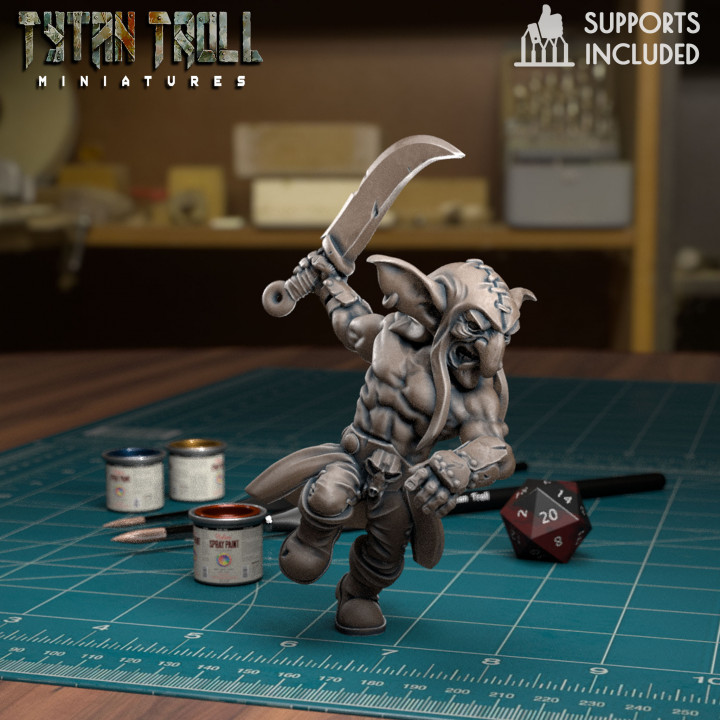 lutin raider 06 pre supported tytantroll miniatures boutique créature fantaisie amusement médiéval armes minis créatures escaladé dnd 32mm gobbo présupporté peaux vertes snotling 3D print model - Mito3D