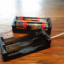 caixa bateria 2 pilhas aa gadgets aparelhos eletrônicos baterias batterie batterybox 3d print model - Mito3D