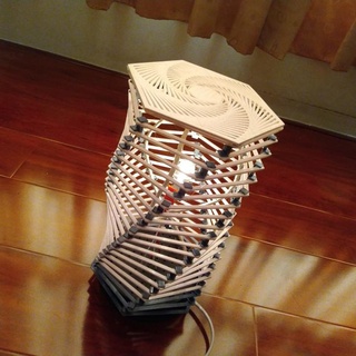 hélice abajur justin lin casa jardim iluminação openscad espiral personalizador 3d print model - Mito3D