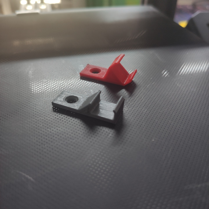guidato clip Jack esegue rendering casa giardino ufficio gratuito Fai facile striscia tinkercad ledstrip ledhanger 3D print model - Mito3D