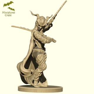 femelle Chevalier masqué miniaturescraze table personnages créatures fantaisie univers boutique sombre dragons donjons mini rpg guerrier miniature dnd 3d print model - Mito3D