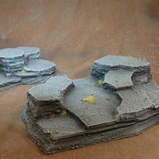 rocoso colinas mangosta mesa 3D imprimible terreno fantasía Sci Fi 28mm wh40k 3d print model - Mito3D