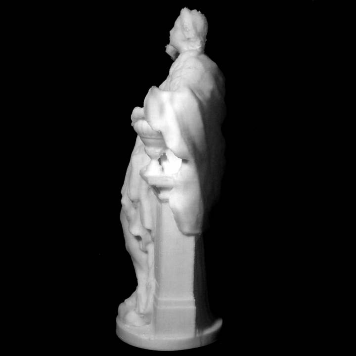 ariane parc del laberint horta barcelone numérisation déesse mythologie femme minotaure labyrinthe fullbody thésée 3D print model - Mito3D