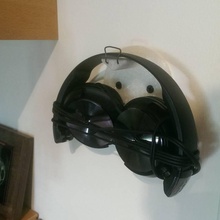 headphone hook gadgets & electronics diy hanger 3d print model - Mito3D