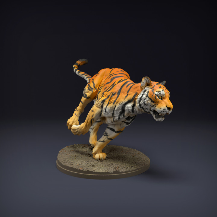 3d imprimable bengale tigre courir by animal tanière miniatures jouets jeux créature figures 3D print model - Mito3D