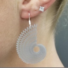 revolving earring jewellery fashion design 3d print model - Mito3D