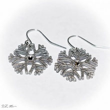 snowflake earrings jewellery earings 3d print model - Mito3D