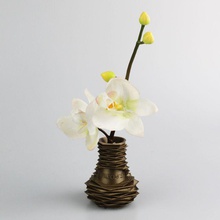 wilton's vase & garden logo wilton'sgifts 3d print model - Mito3D