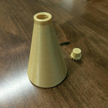 cône vis bouteille couvercle flacon jardin boîte conteneur triangle fileté 3d print model - Mito3D