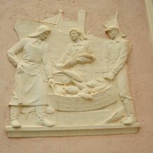 relief depicting fishermen scan animal men fullbody 3d print model - Mito3D
