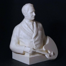 lápida sepulcral Mikhail avilov escanear busto hombre muerte 3d print model - Mito3D
