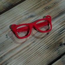 specs pendant fashion & accessories 3d print model - Mito3D