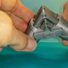 mixte Koenigs variante hache angle fixe jouets Jeux robotique mécanisme Koenig 3d print model - Mito3D
