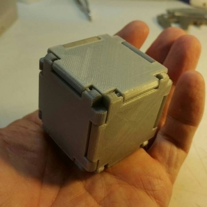 boite monter scatola produzione giardino 3D print model - Mito3D