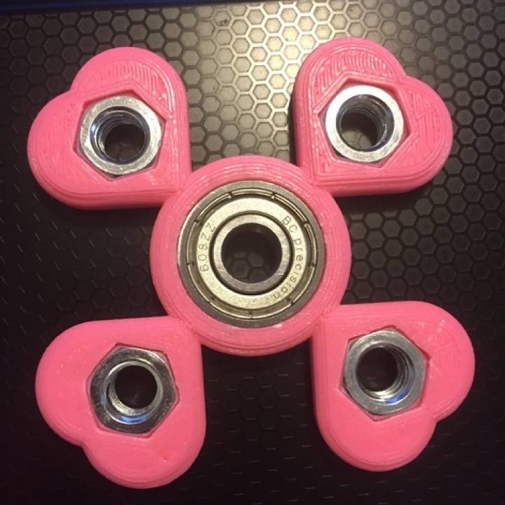 coração lt 3 Customizável namorados hex noz inquietação spinner brinquedos jogos fidget 3D print model - Mito3D