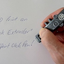 Tinte Extruder Kugelschreiber klicken Stift Clever Garten Konzept Schreibtisch Spaß Geschenk Idee Instrument Makerbot Büro Schreibwaren ziehen Schreiben Replikator 3d print model - Mito3D