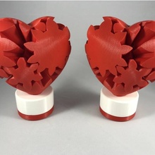 geared heart version 2 education gears valentine valentine'sday dual extrusion 3d print model - Mito3D