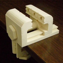 escrivaninha tabela monte passatempo vício totalmente 3d imprimível jardim braçadeira freecad chave inglesa ajustável 3d print model - Mito3D