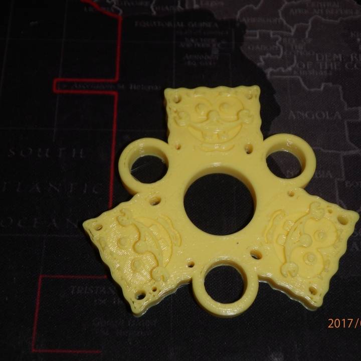 Bob Esponja agitarse hilandero wingnut2k 1 juguetes juegos fidget spinner juguete inquieto fidgethandspinner 3D print model - Mito3D