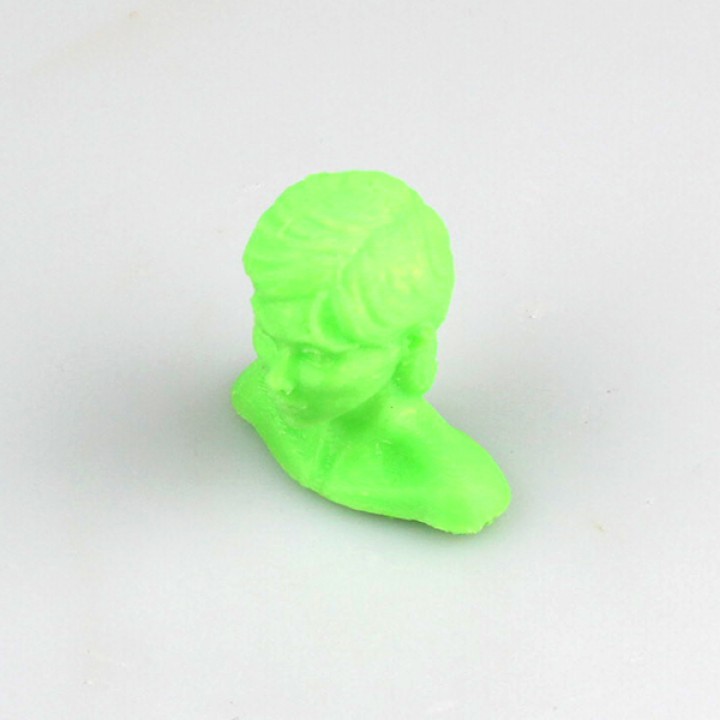 buste femme jardin sculpté 3D print model - Mito3D