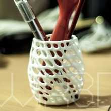 smooth voronoi penholder & garden pen desk office 3d print model - Mito3D