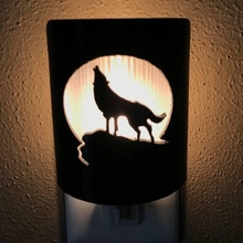 wolf nightlight & garden 3d print model - Mito3D