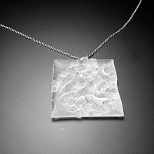 storks jewellery pendant keychain stork 3d print model - Mito3D