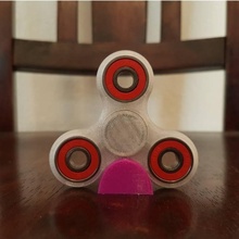 fidget tri spinner stand toys & games 3d print model - Mito3D