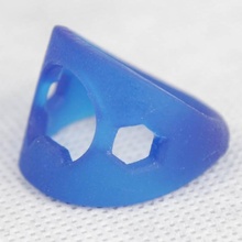 botella abrelatas anillo joyería 3d print model - Mito3D