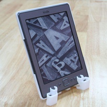 honeycomb kindle stand case gadgets & electronics 3d print model - Mito3D