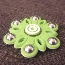 flower hand spinner toys & games fidget 3d print model - Mito3D