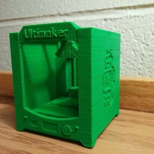 ultimaker 2 enfeite ventilador arte concurso verde 3d print model - Mito3D