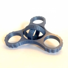 giroscopio agitarse hilandero 2 1 apretón juguetes juegos engranaje tinkercad 3d print model - Mito3D