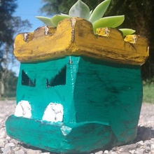 crying goblin king planter & garden tinkercad 3d print model - Mito3D