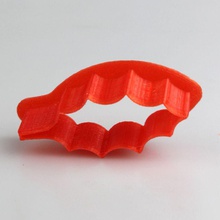 holly leaf cutter & garden cookiecutter 3d print model - Mito3D